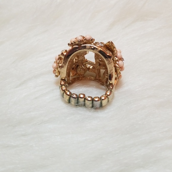Statement Ring - Picture 4 of 4